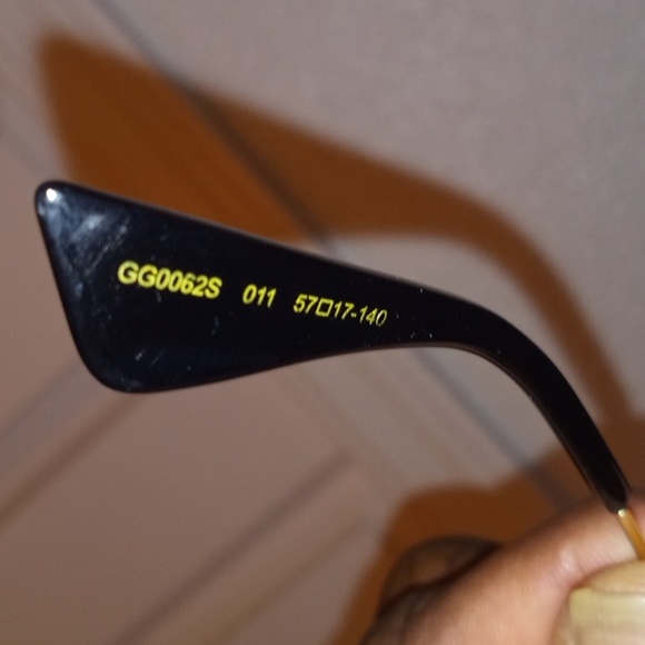 Gucci's Glasses GG0062S-011 57-17-140 - Picture 7 of 8